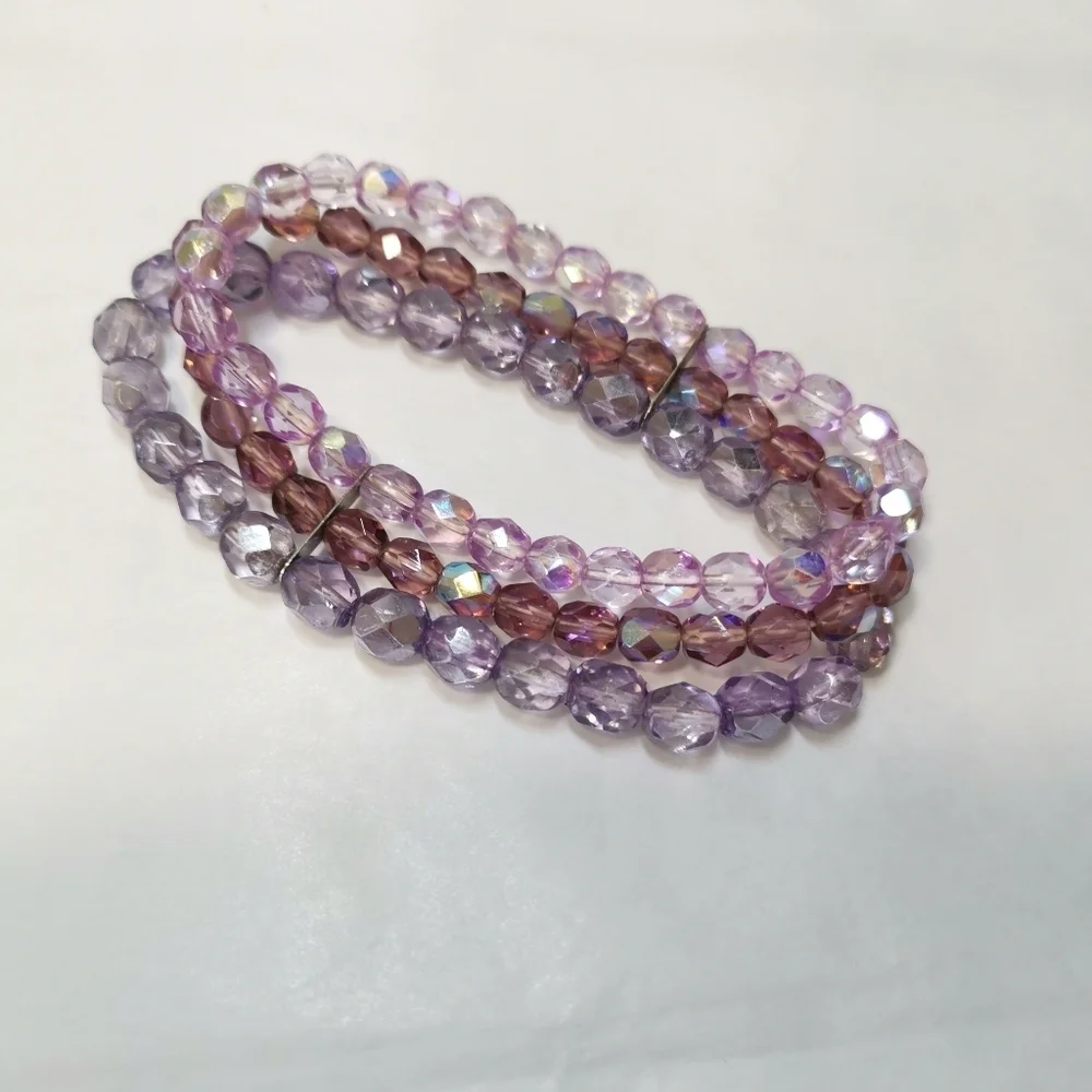 Vintage Czech lavender fire polished glass bead stretch bracelet - Picture 3 of 4
